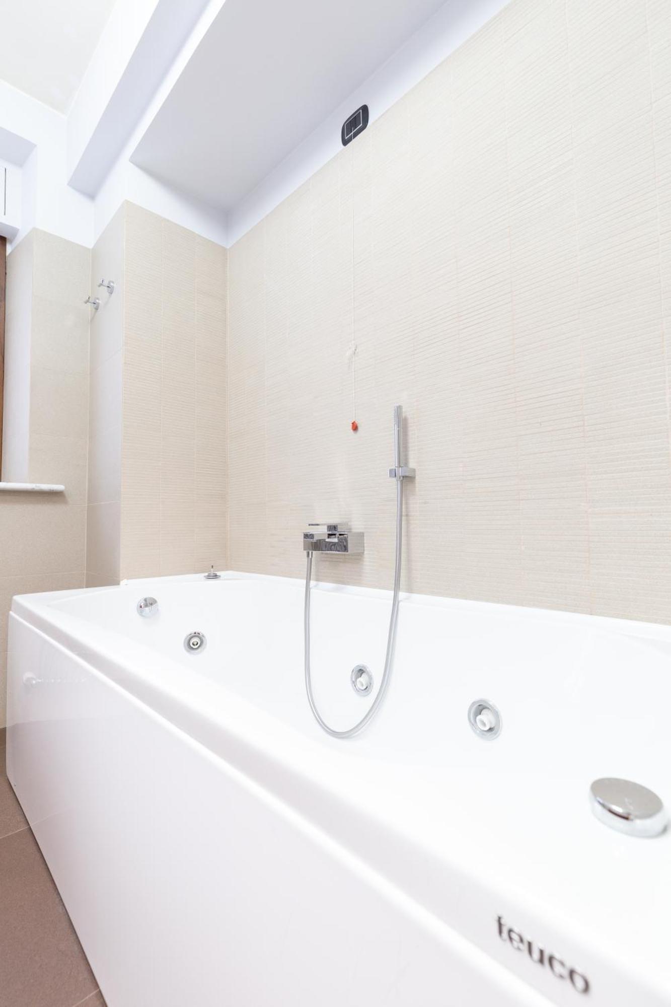 Villa Adige Luxury - M&M Holiday House 佩鲁贾 外观 照片