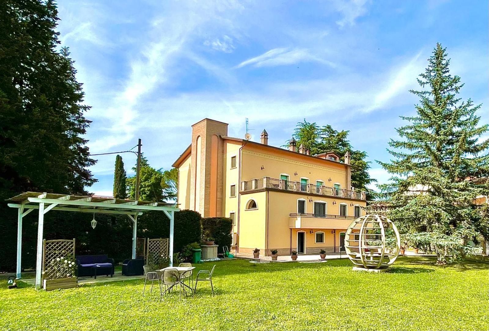 Villa Adige Luxury - M&M Holiday House 佩鲁贾 外观 照片
